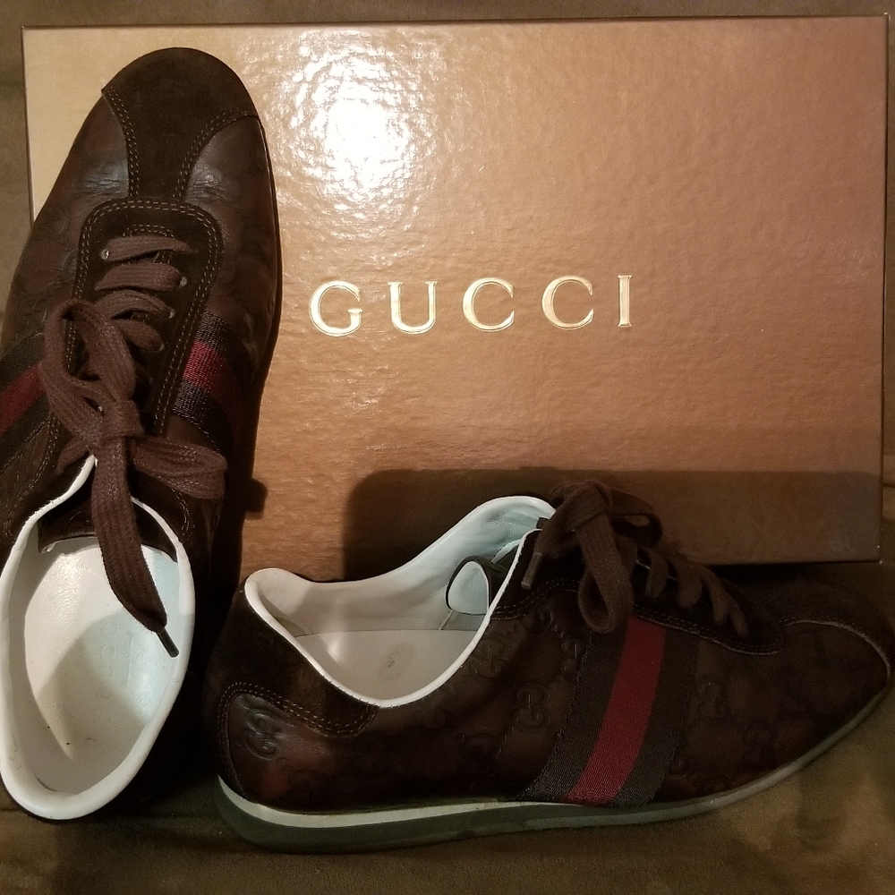Gucci women's suede Antigua/ Guccissima